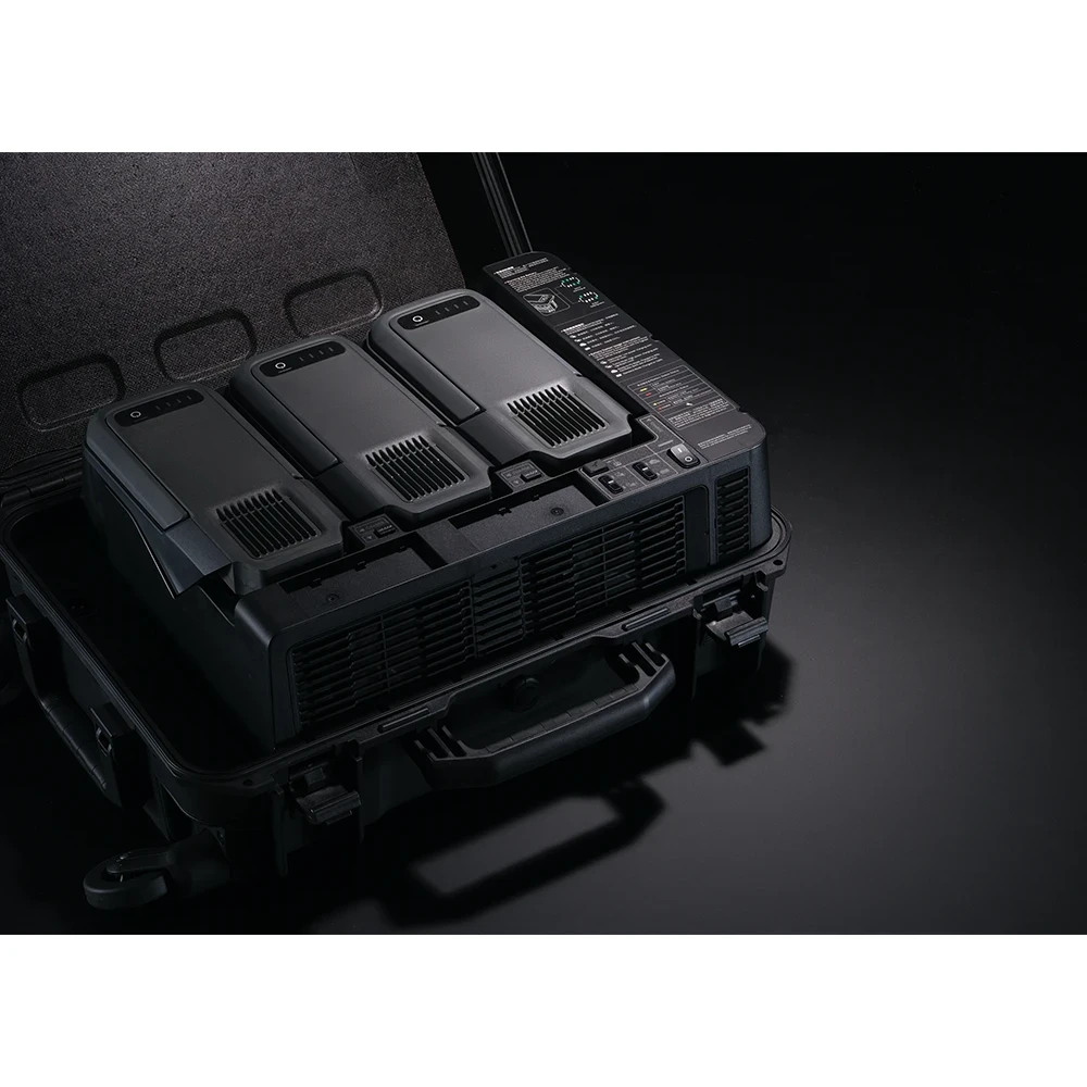 DJI BS100 Intelligent Battery Station per DJI Matrice 400 – immagine 2 DJI BS100 Intelligent Battery Station per DJI Matrice 400 - immagine 2