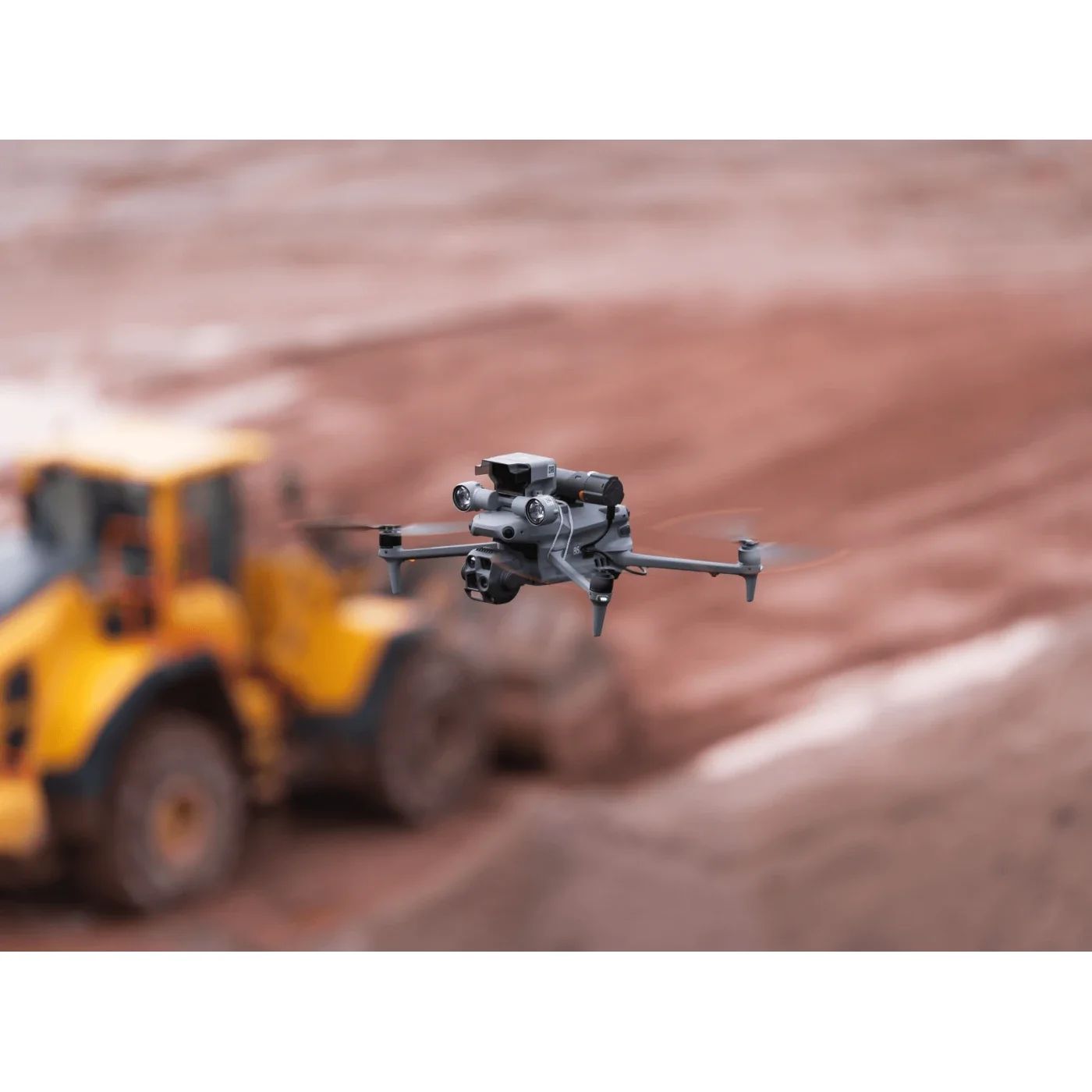 DRR-1039-2.png Kit Conversione C5 DJI Matrice 4 con Paracadute Dronavia KRONOS M4 - immagine 2